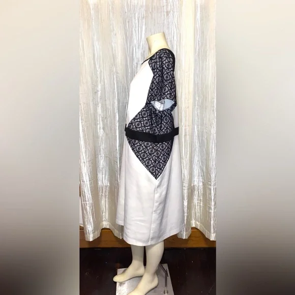 Ruiz & Ali Off White Dress With Black Lace Accents Size Woman’s 20 - Picture 3 of 4